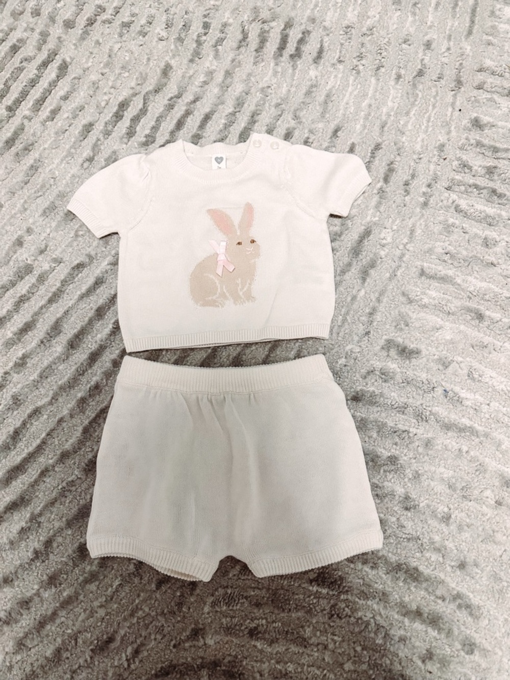 Nordstrom Cream Knit Bunny Short Set with Pink Bow